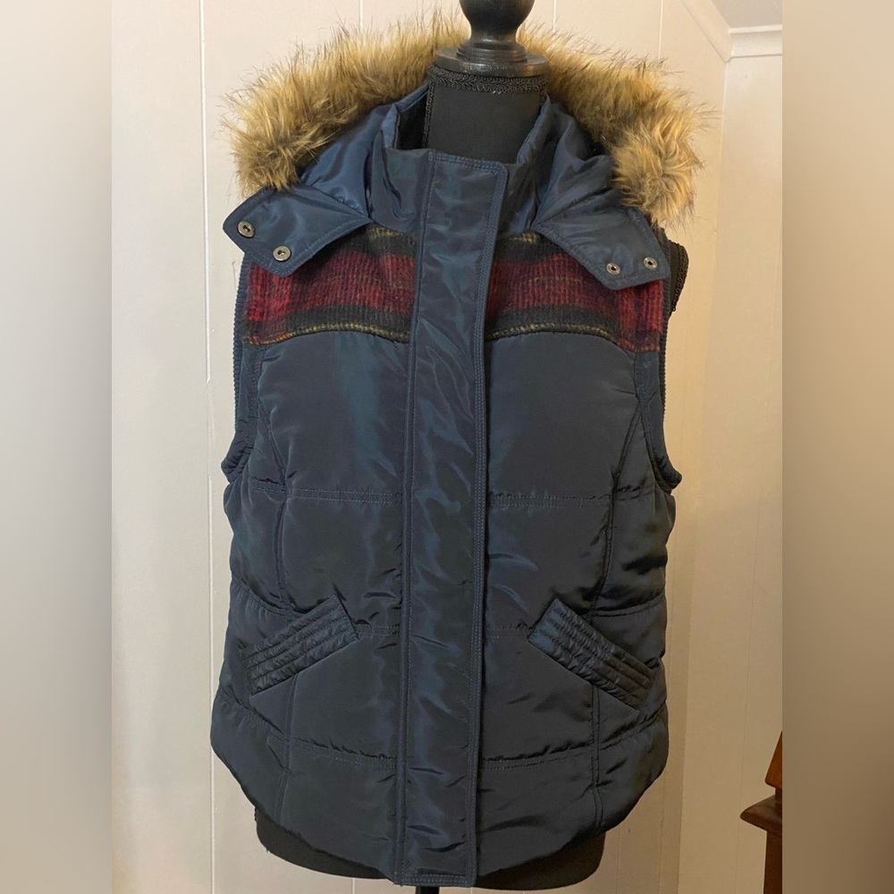CoffeeShop faux fur trimmed hoodie puffer vest